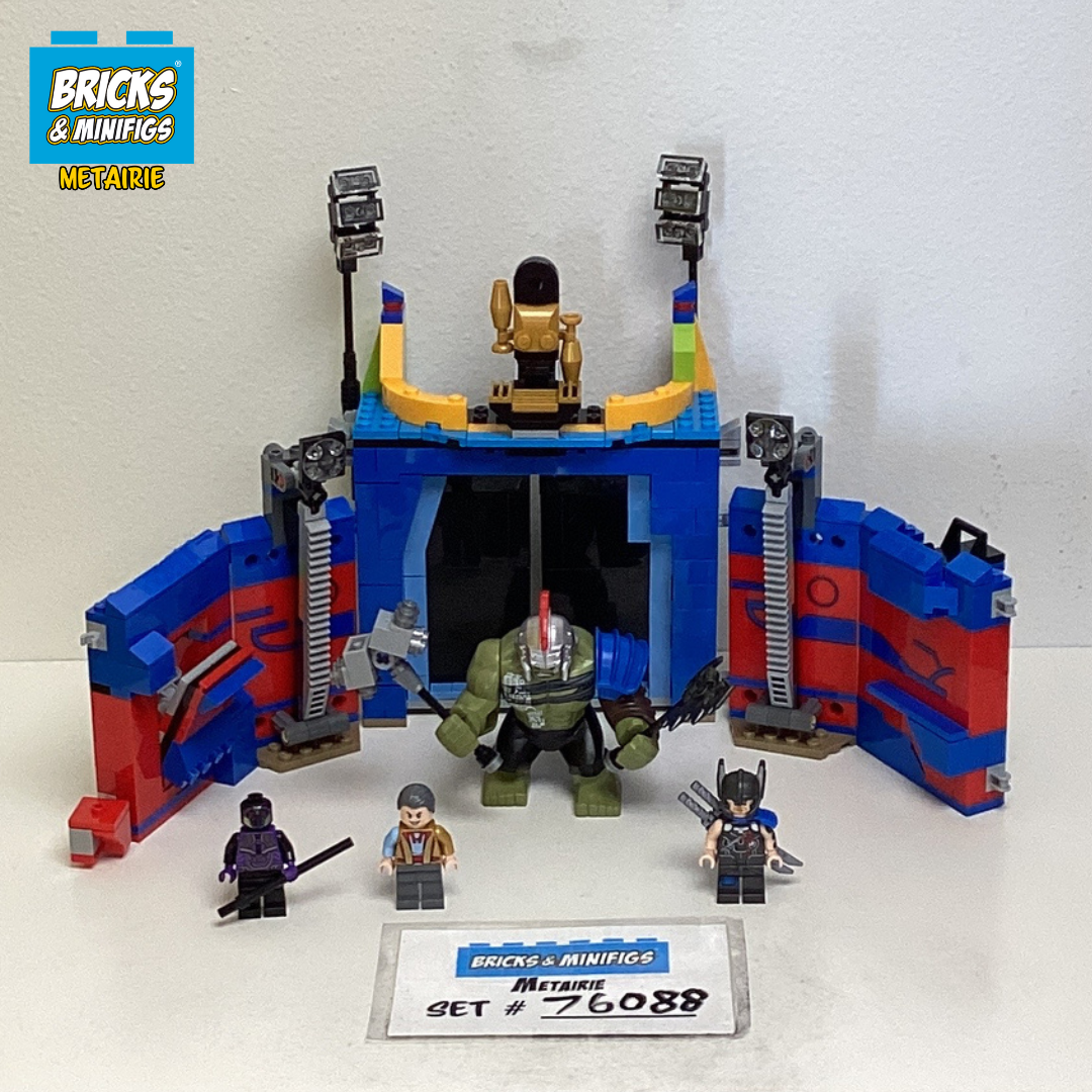 76088 Thor vs. Hulk: Arena Clash (U) product image 1, provided for visual reference and product detail review