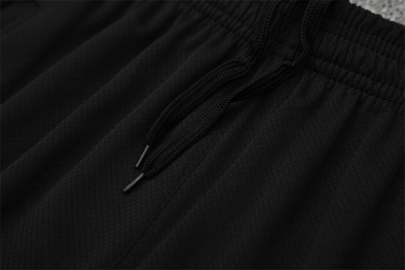 Manchester United Training Tracksuits 25/26 Football Kit product image 14