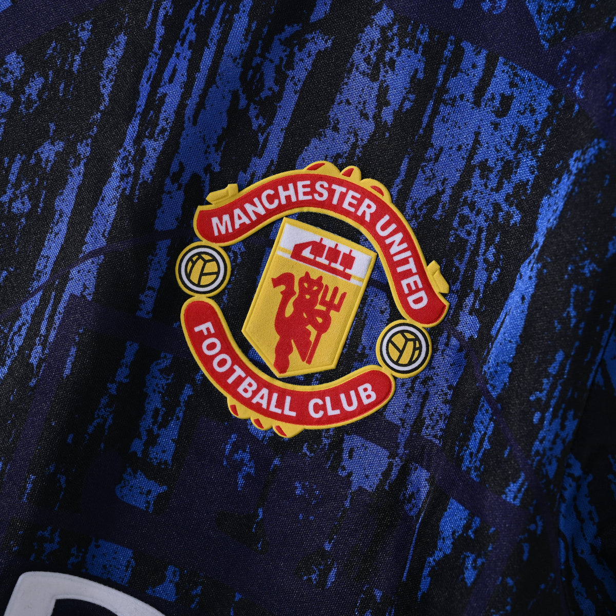 Retro Manchester United Jersey 1993-94 Away Football Kit product image 6