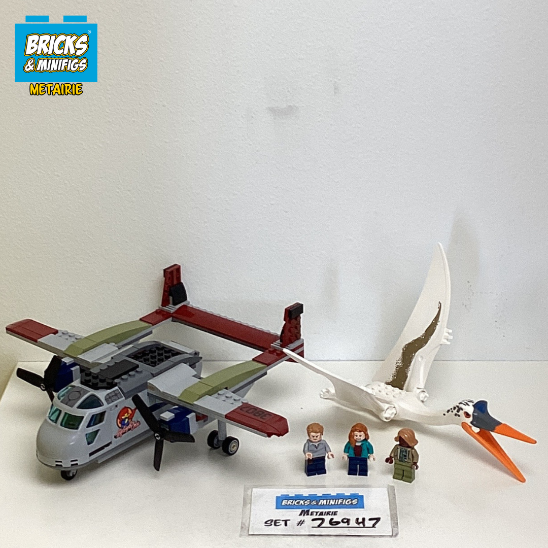 76947 Quetzalcoatlus Plane Ambush (U) product image 1, provided for visual reference and product detail review