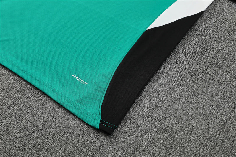 Liverpool Training Tracksuits 25/26 Football Kit Soccer product image 10