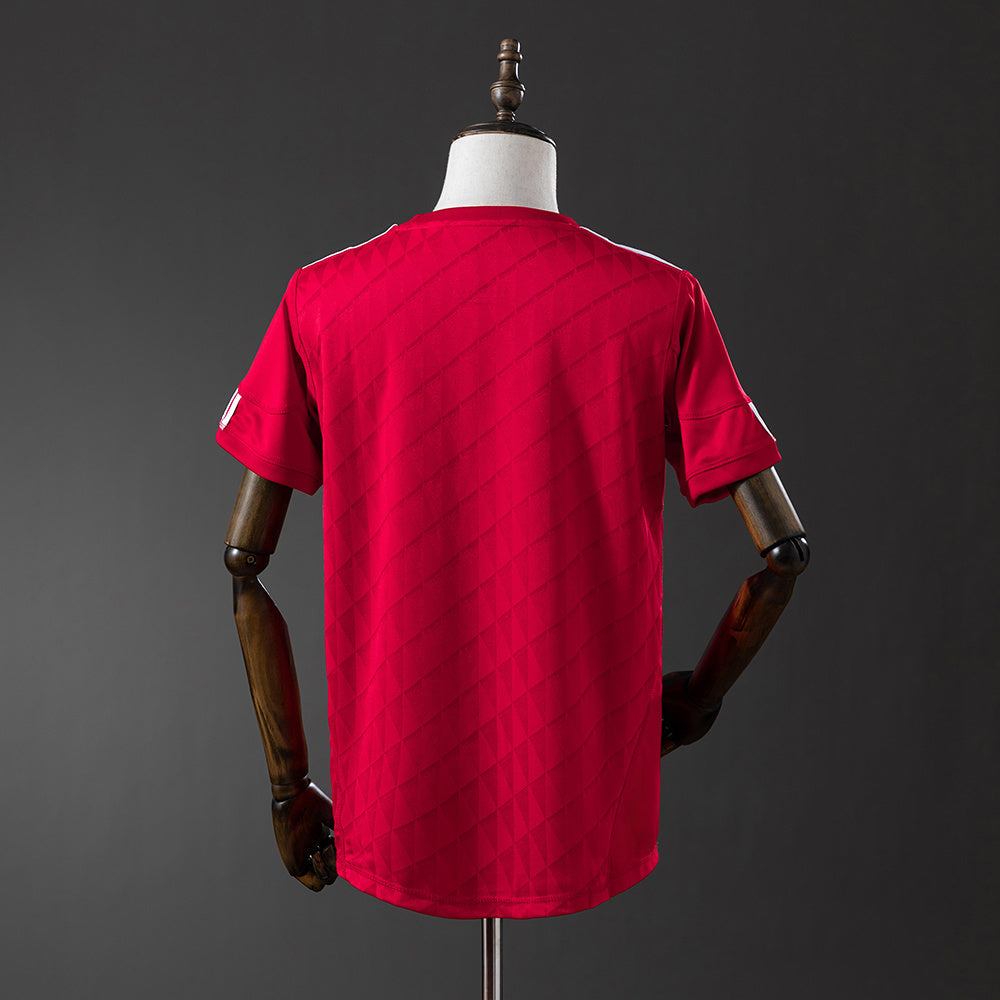 Liverpool Jersey 2010-11 Home Retro Football Kit product image 2