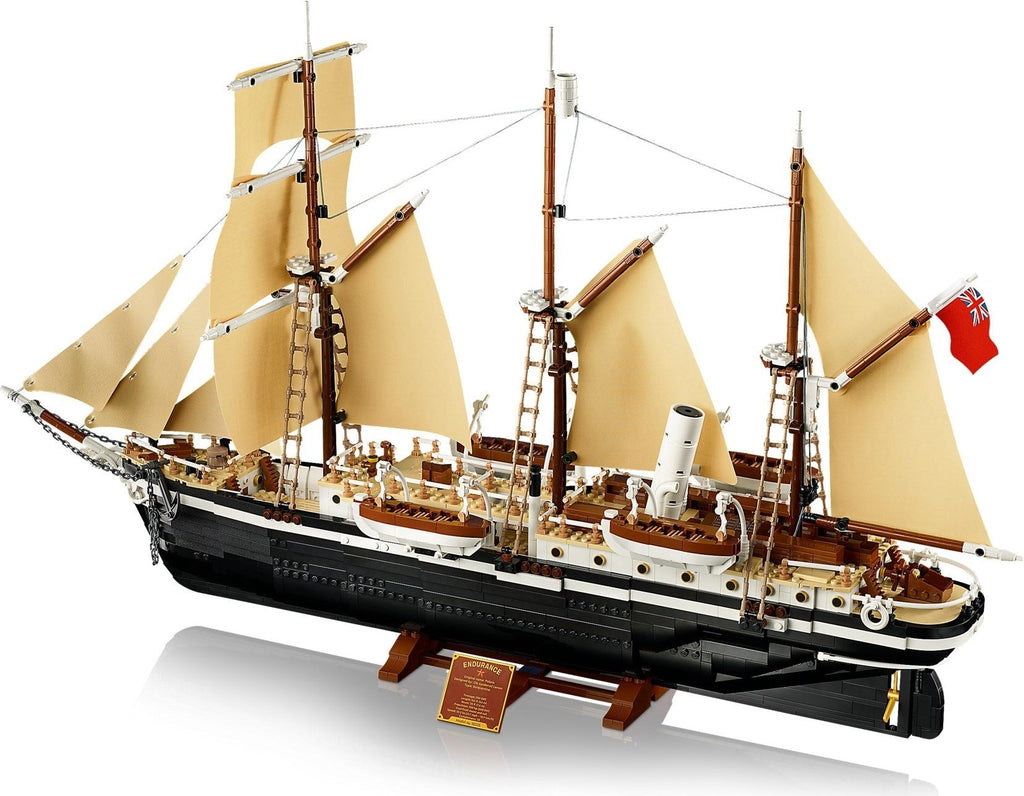 10335 LEGO The Endurance product image 3, provided for visual reference and product detail review
