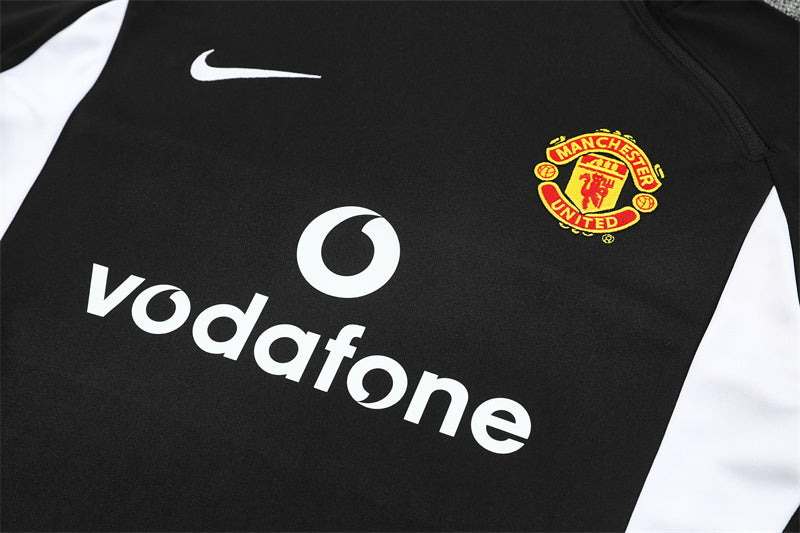 Retro Manchester United Training Tracksuits 2002-03 product image 8
