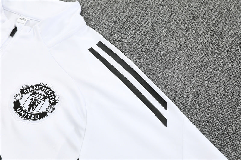 Manchester United Training Tracksuits 25/26 Football Kit product image 5
