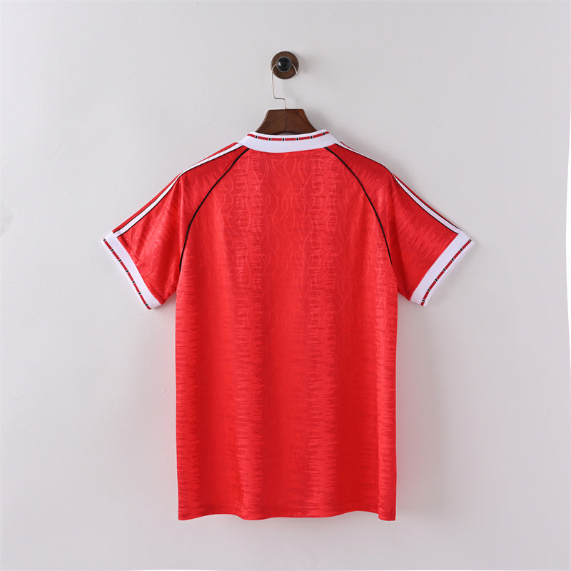Retro Manchester United Jersey 1991-92 Home Football Kit product image 2