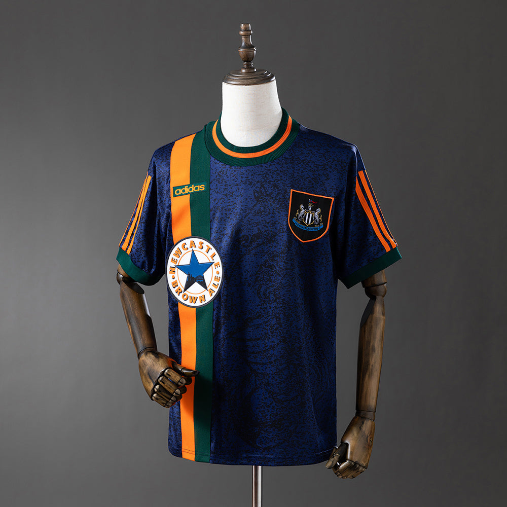 Newcastle United Jersey 1997-98 Away Retro Kit product image 1