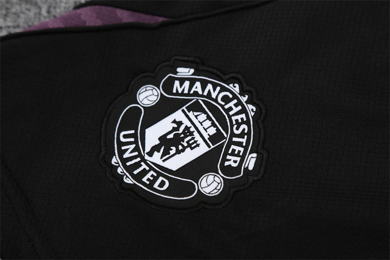 Manchester United Training Tracksuits 25/26 Football Kit product image 16