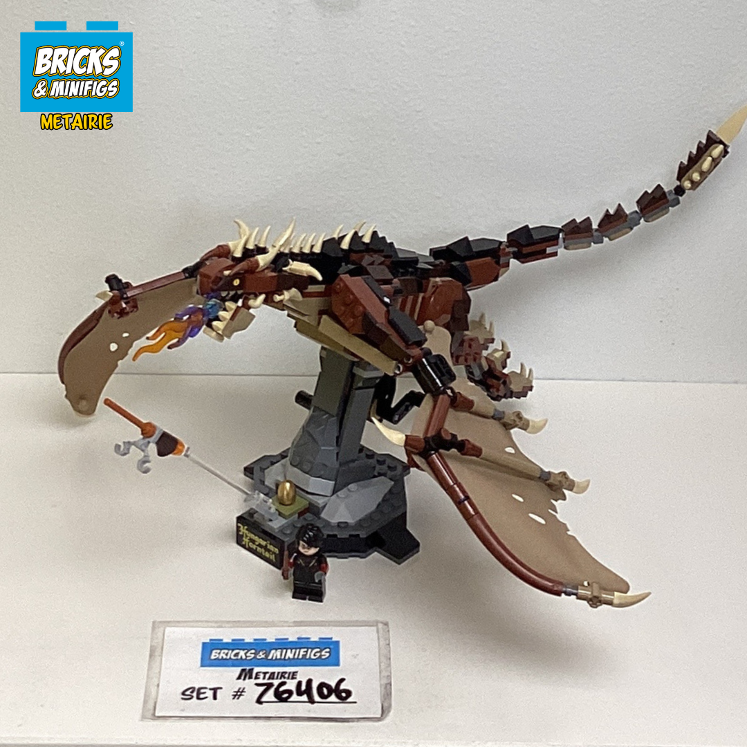 76406 Hungarian Horntail Dragon (U) product image 1, provided for visual reference and product detail review