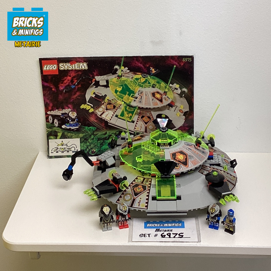 6975 Alien Avenger (U) product image 1, provided for visual reference and product detail review