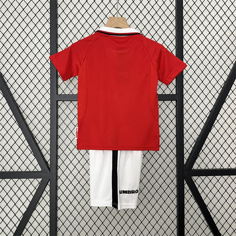 Retro Kids Manchester United Home Jersey 99/00 product image 8