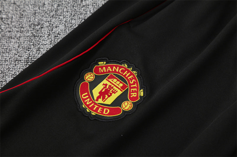 Manchester United Training Tracksuits 25/26 Football Kit product image 3