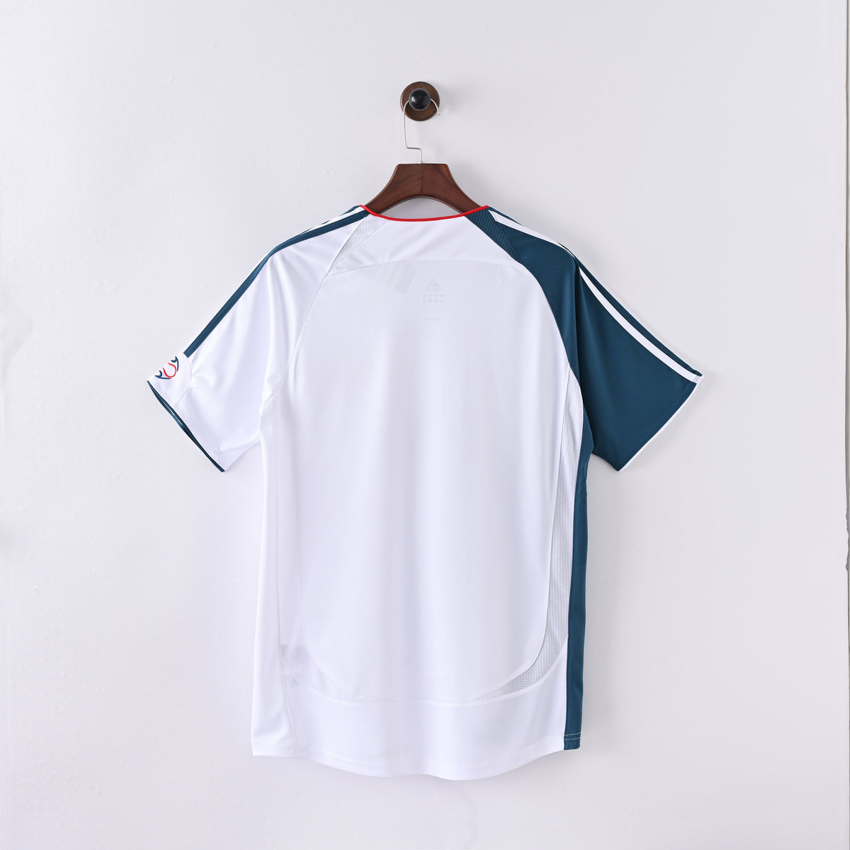 Retro Liverpool Jersey 2006-07 Away Football Kit Soccer product image 2
