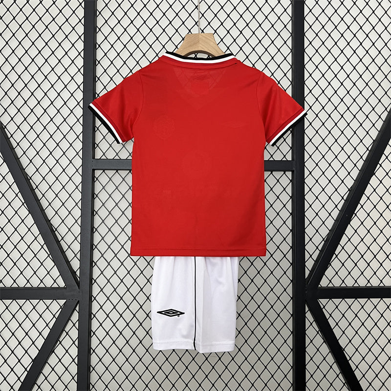 Retro Kids Manchester United Home Jersey 00/01 product image 7