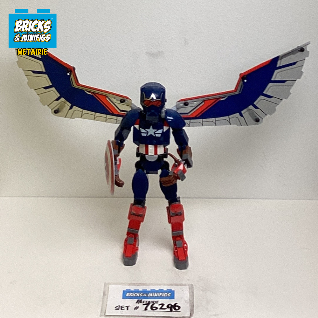 76296 New Captain America Construction Figure (U) product image 1, provided for visual reference and product detail review