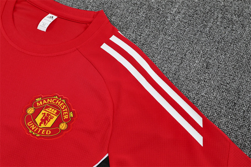 Manchester United Training Tracksuits 25/26 Football Kit product image 5