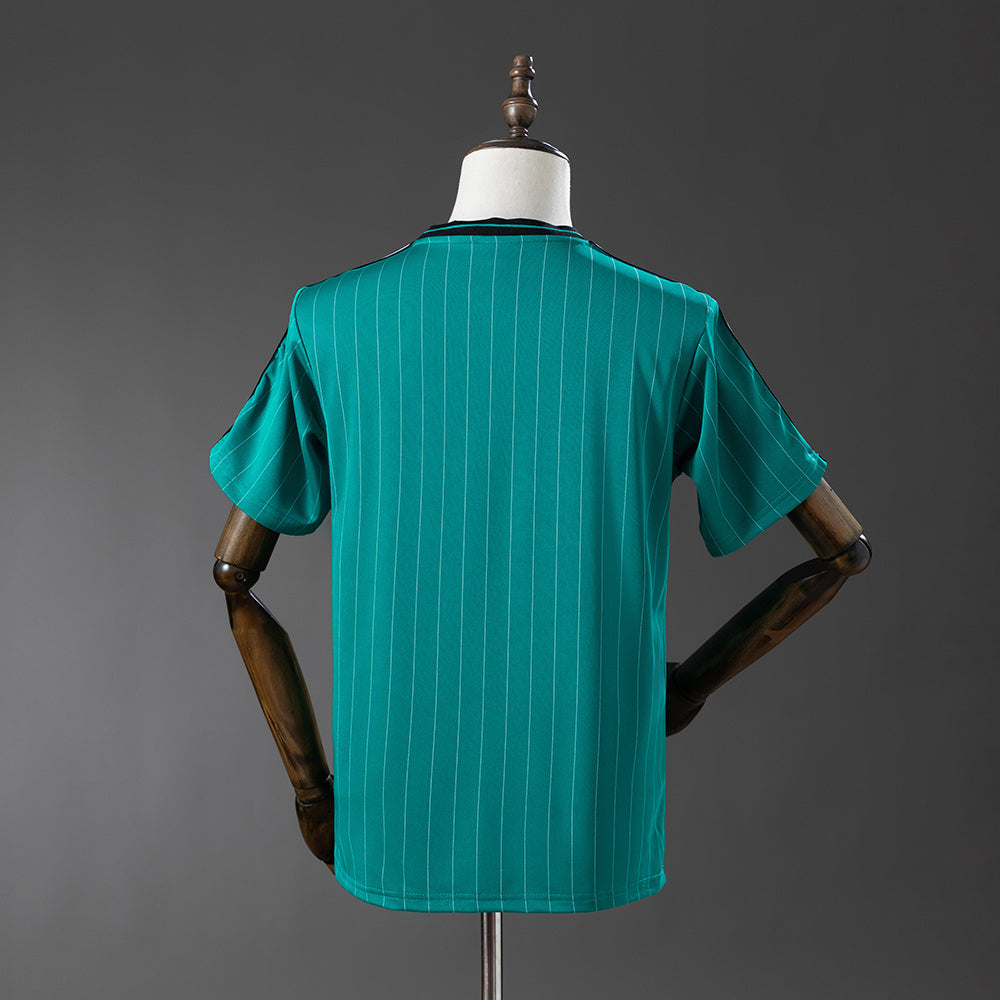 Liverpool Jersey 2025/26 Green Special Football Kit product image 6