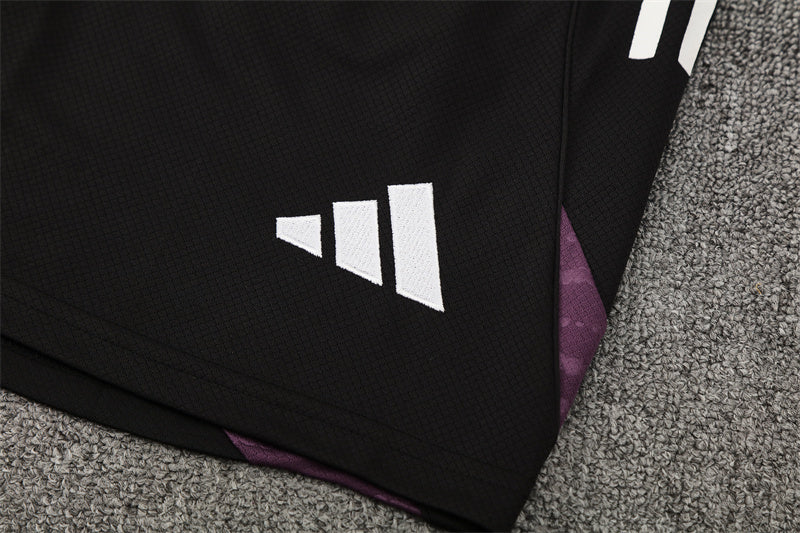 Manchester United Training Tracksuits 25/26 Football Kit product image 5