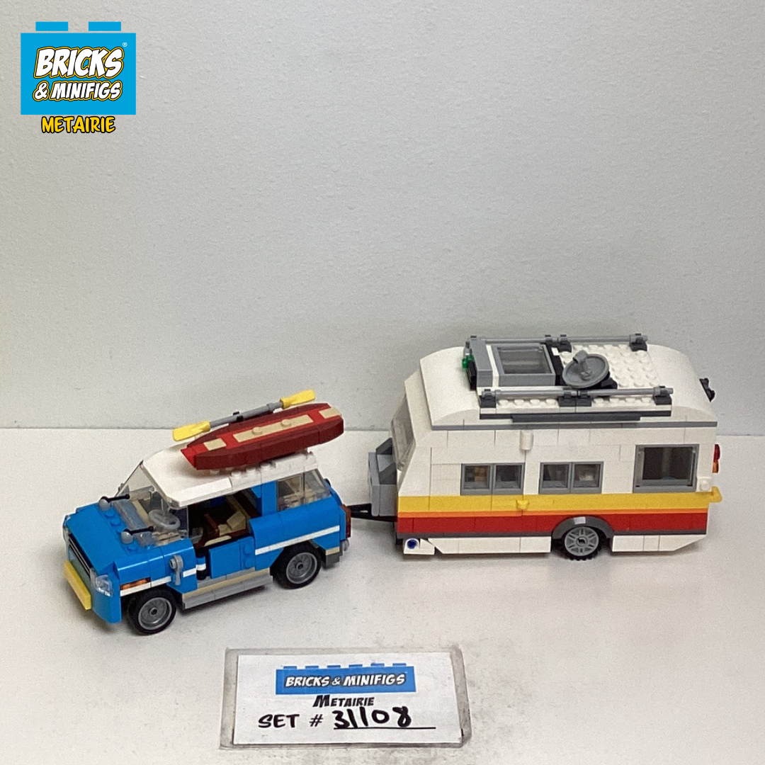 31108 Caravan Family Holiday (U2) product image 1, provided for visual reference and product detail review