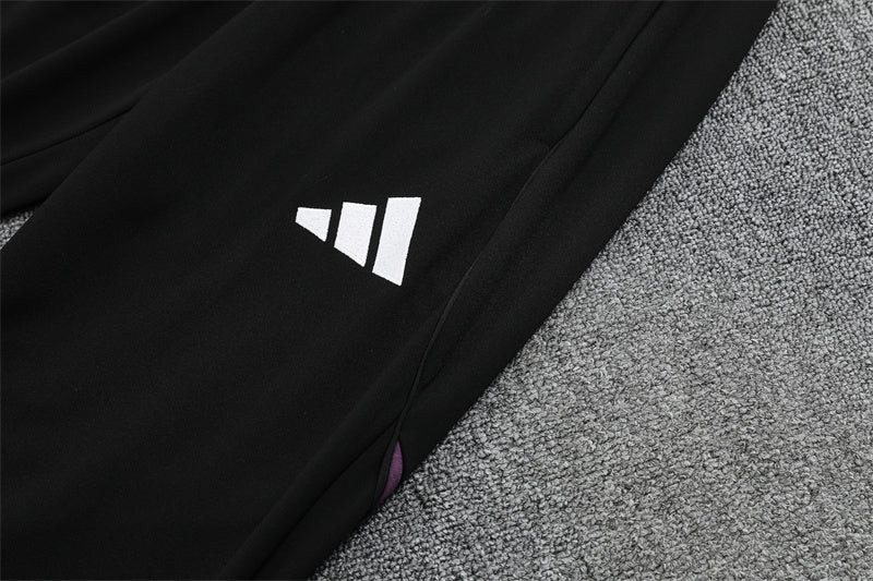 Manchester United Training Tracksuits 25/26 Football Kit product image 12