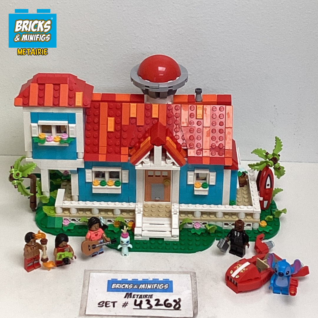 43268 Lilo and Stitch Beach House (U) product image 1, provided for visual reference and product detail review