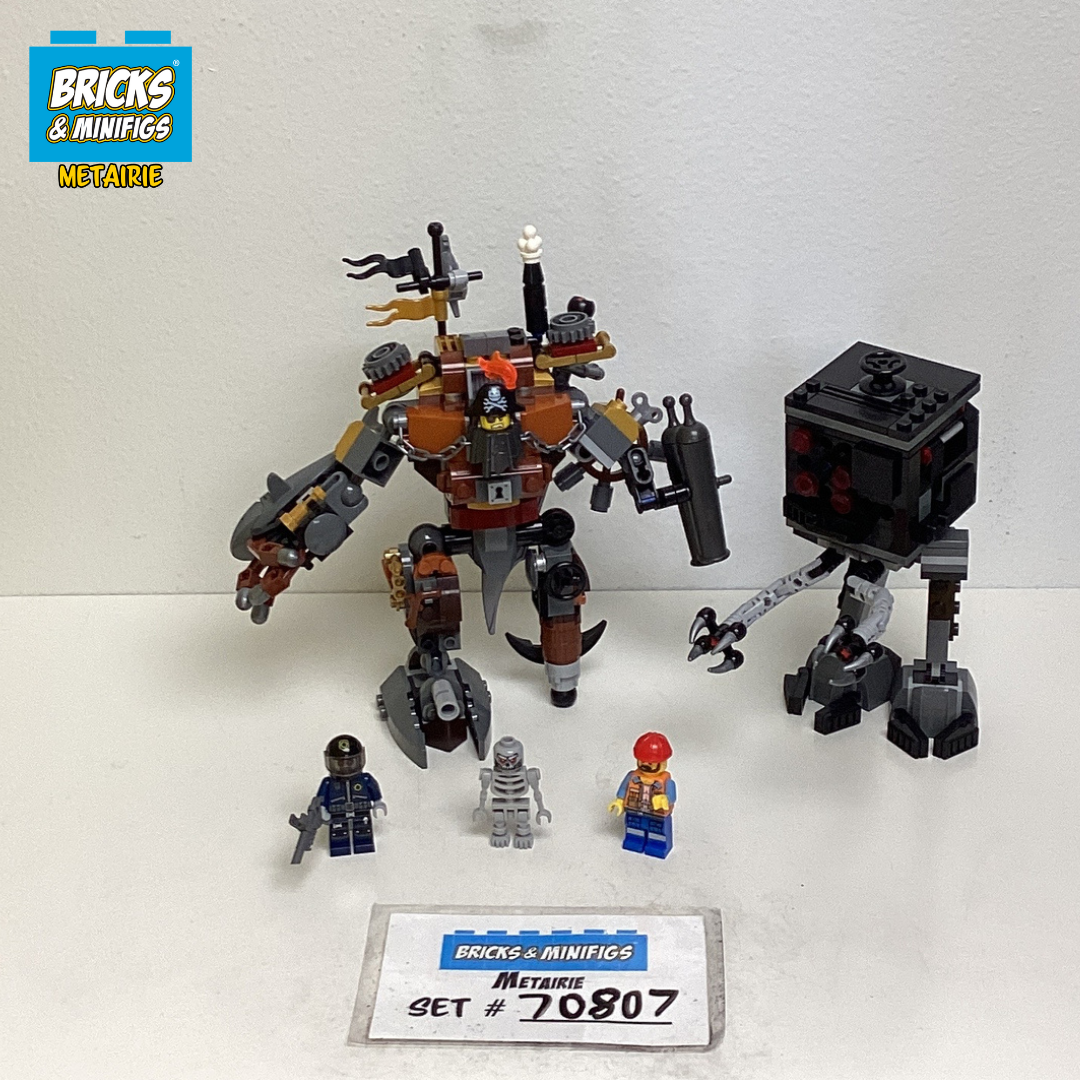 70807 MetalBeard's Duel (U) product image 1, provided for visual reference and product detail review