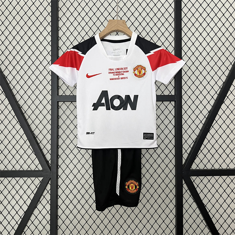 Retro Kids Manchester United Away Jersey 10/11 product image 1