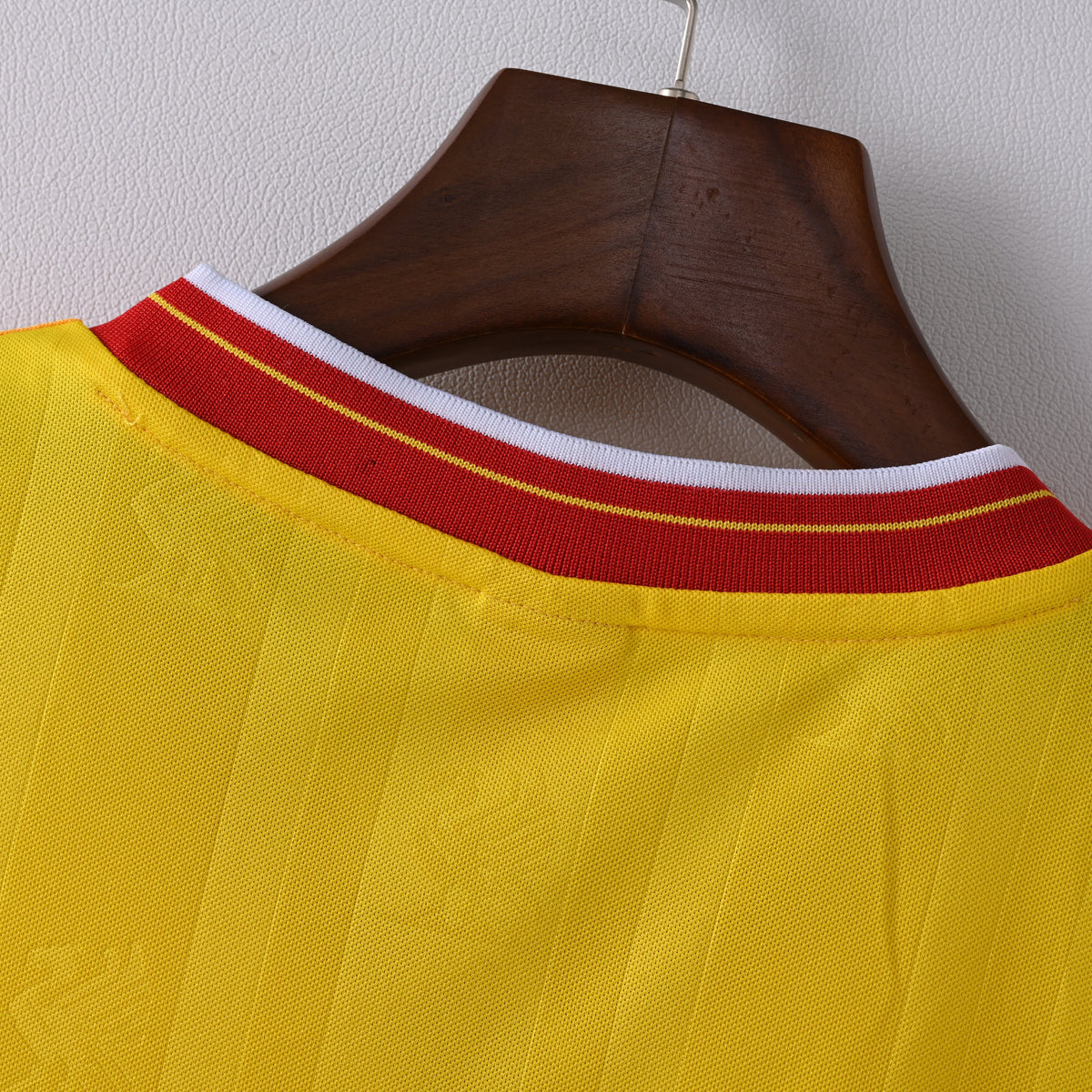 Liverpool Jersey 1985/86 Third Retro Football Kit product image 3