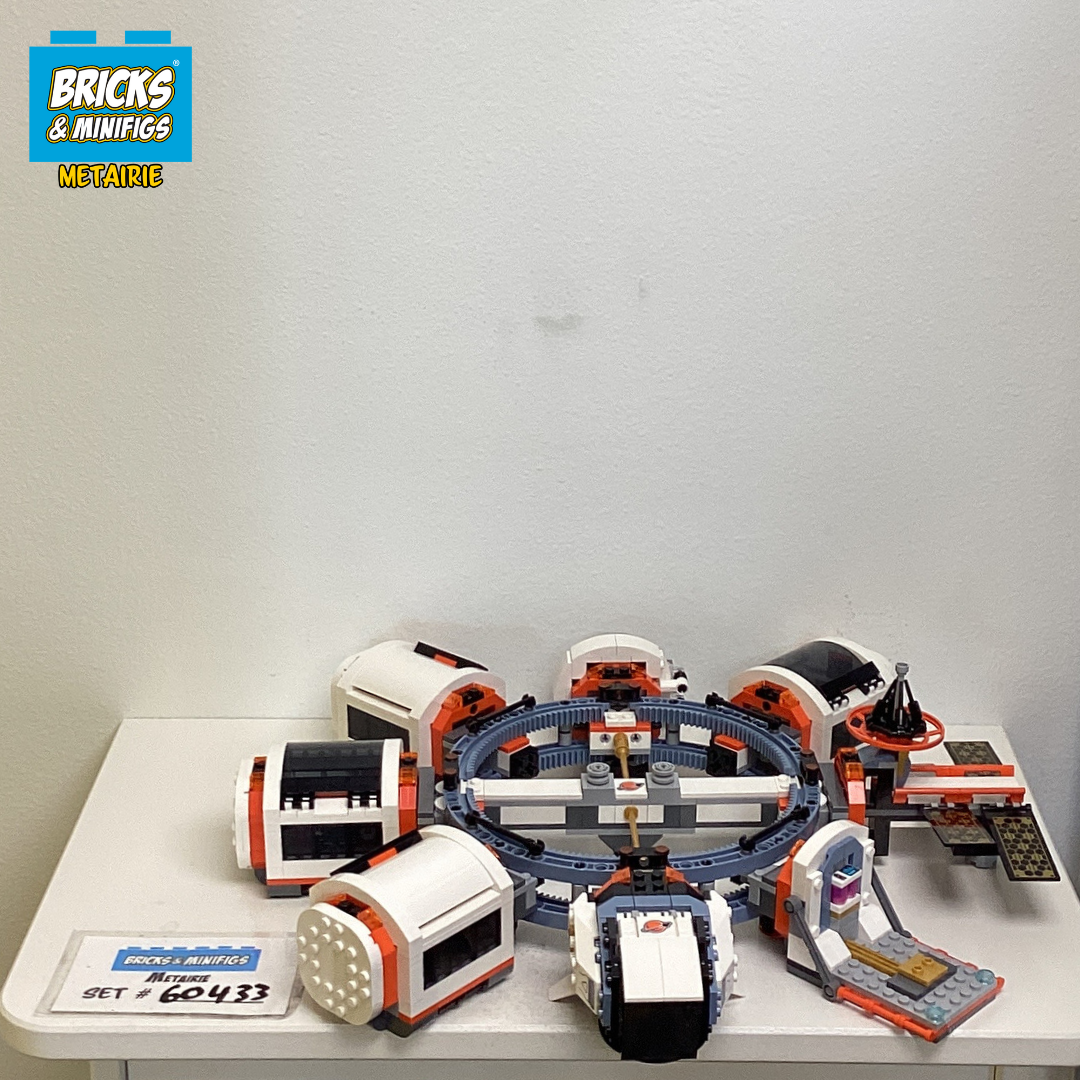 60433 Modular Space Station (U2) product image 1, provided for visual reference and product detail review