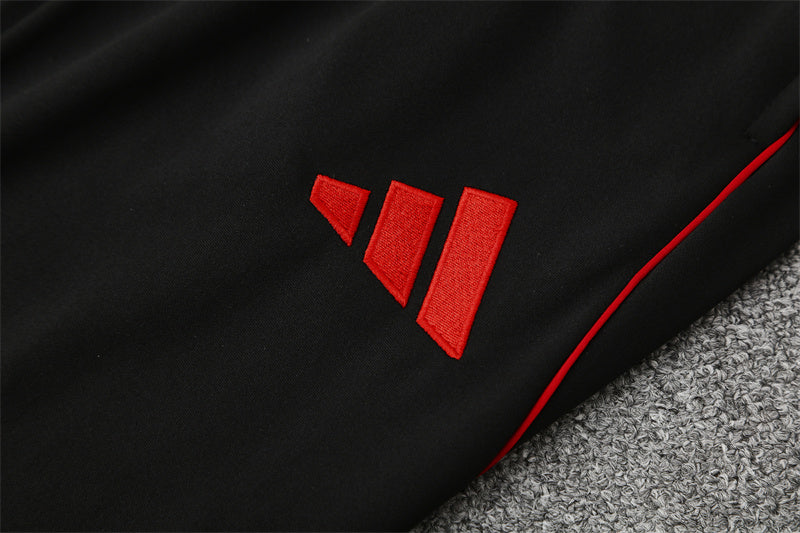 Manchester United Training Tracksuits 25/26 Football Kit product image 6