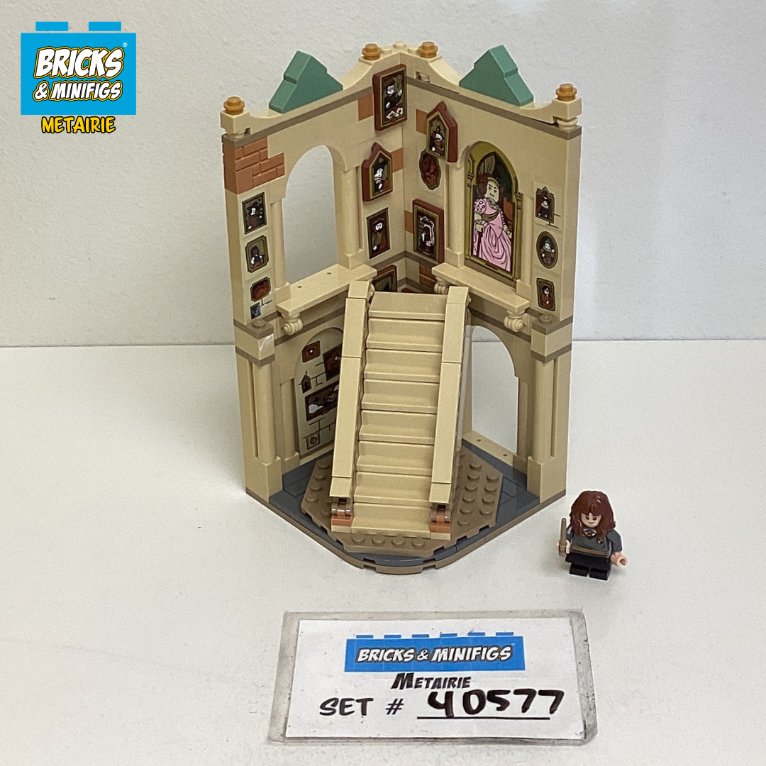 40577 Hogwarts: Grand Staircase (U) product image 1, provided for visual reference and product detail review