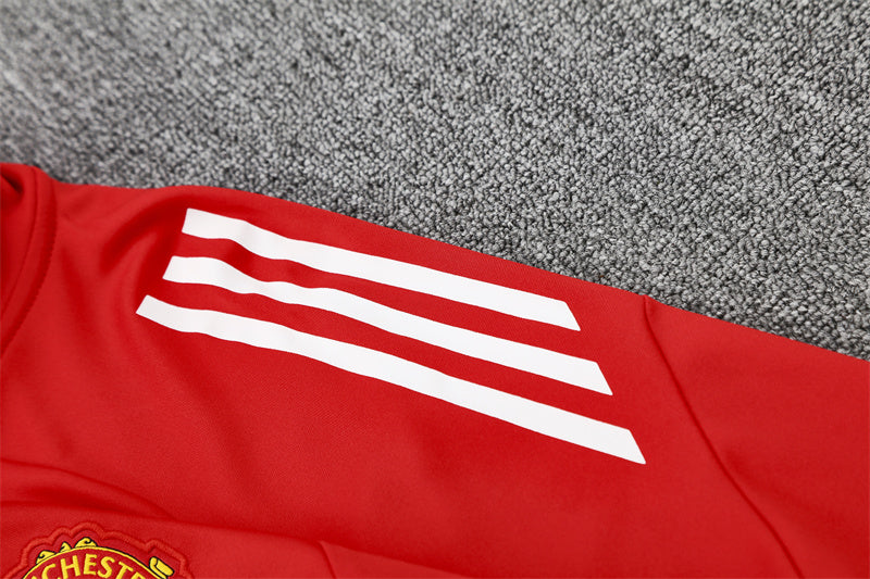 Manchester United Training Tracksuits 25/26 Football Kit product image 15