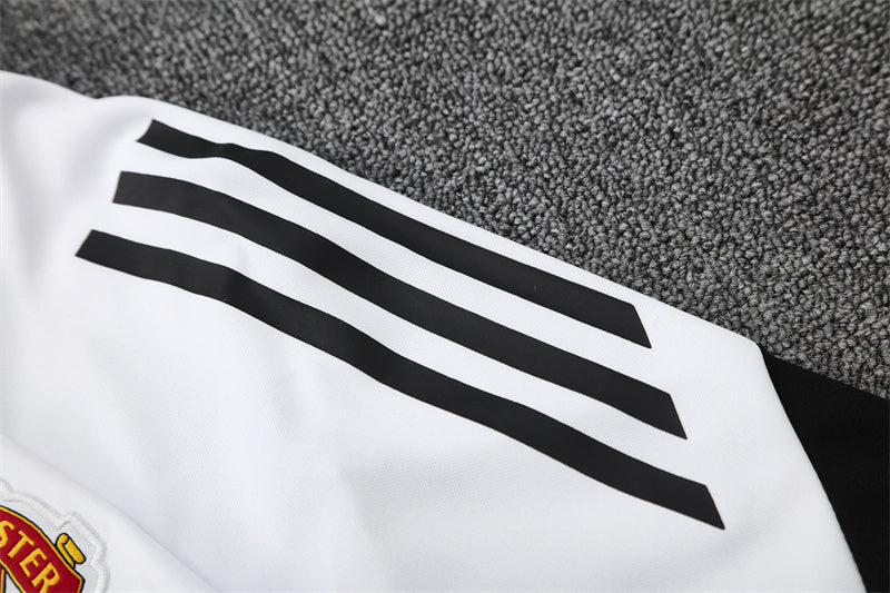 Manchester United Training Tracksuits 25/26 Football Kit product image 6