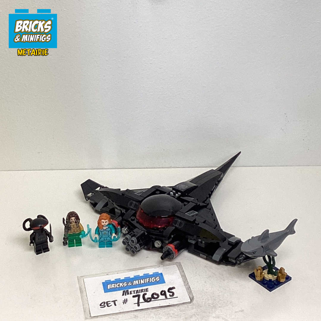 76095 Aquaman: Black Manta Strike (U) product image 1, provided for visual reference and product detail review