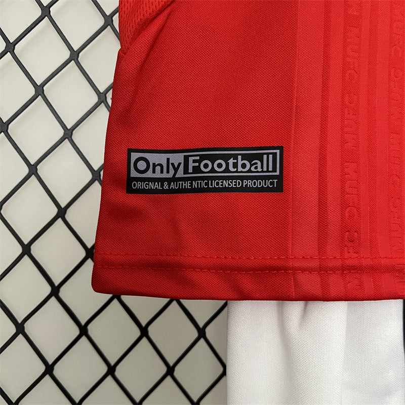 Retro Kids Manchester United Home Jersey 99/00 product image 6