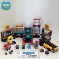 60389 Custom Car Garage (U) product image 1, provided for visual reference and product detail review