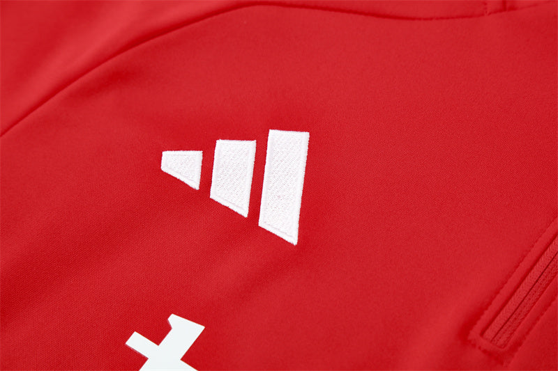 Manchester United Training Tracksuits 25/26 Football Kit product image 13