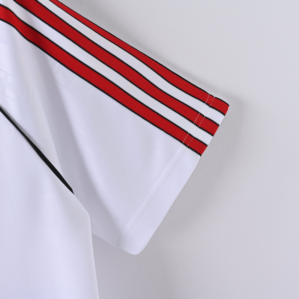 Retro Manchester United Jersey 1988-90 Away Football Kit product image 4