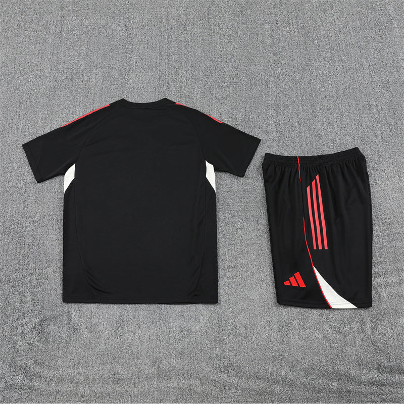Liverpool Training Tracksuits 25/26 Football Kit Soccer product image 9