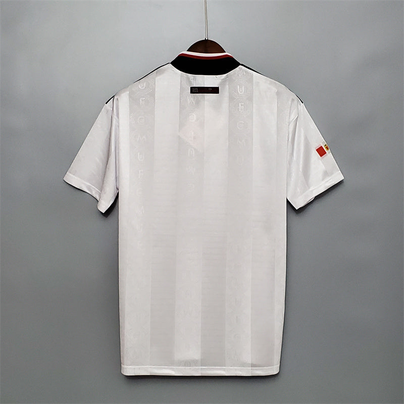 Manchester United Jersey Away Kit 1997/98 Retro Football product image 9
