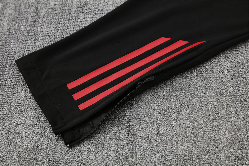 Manchester United Training Tracksuits 25/26 Football Kit product image 8