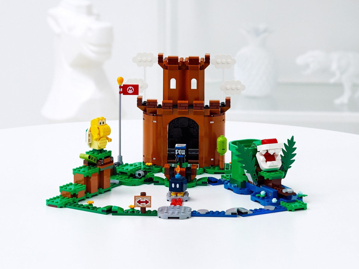 71362 LEGO Guarded Fortress Expansion Set product image 3, provided for visual reference and product detail review
