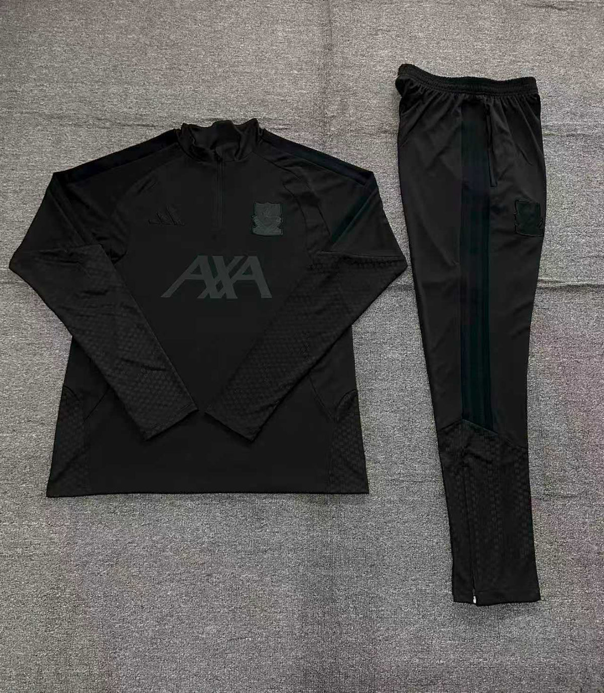 Kids Liverpool Training Tracksuits 2026-2027 Football Kit product image 2