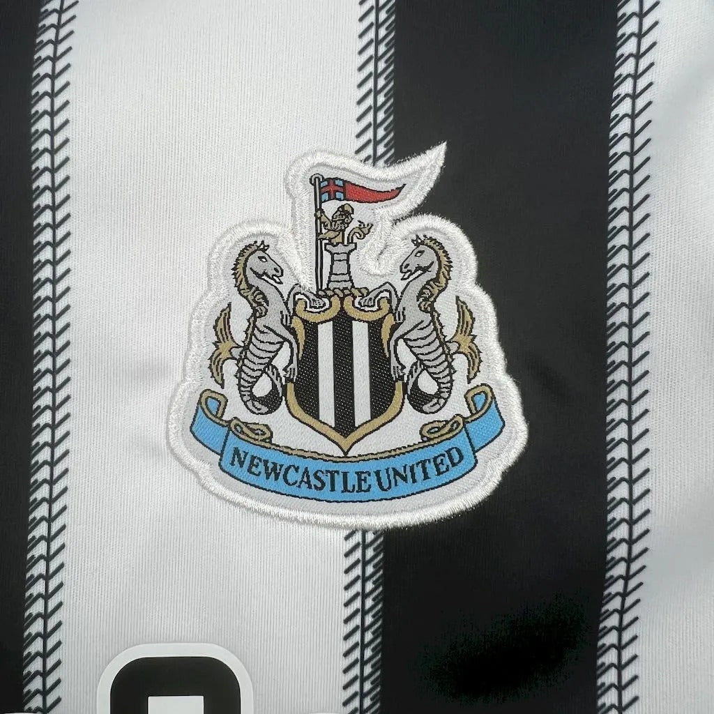 Kids Newcastle United Jersey 25/26 Home Football Kit Soccer product image 2