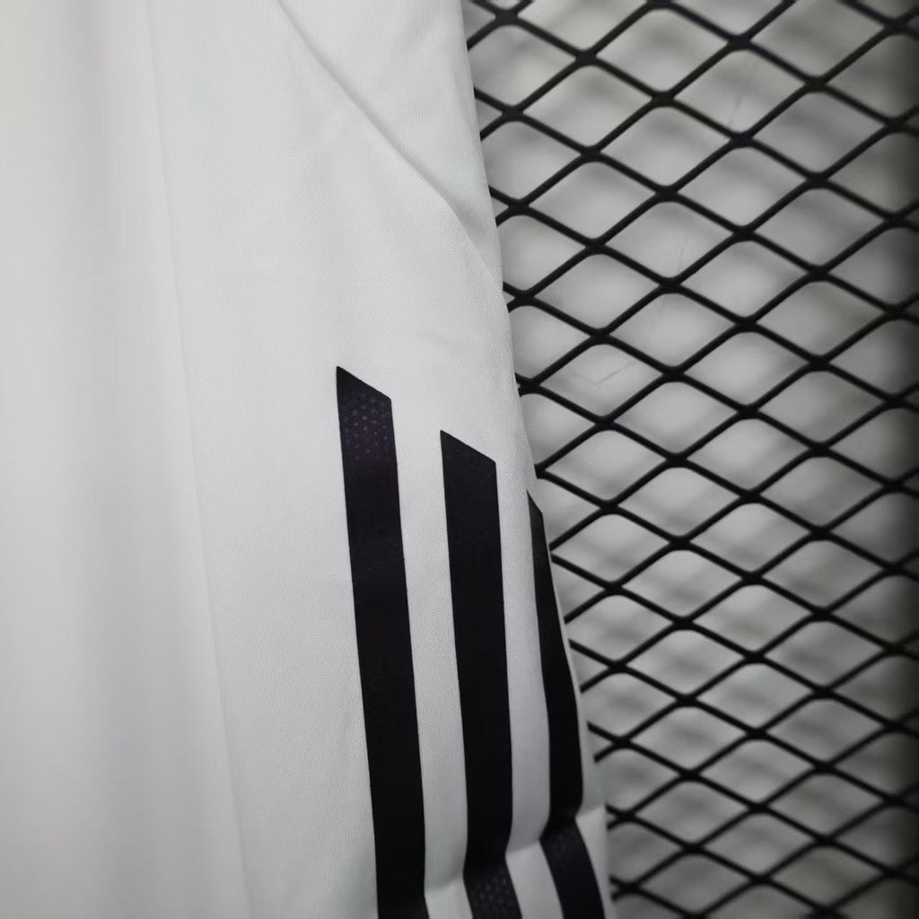 Player Version Manchester United Shorts 25/26 White product image 4