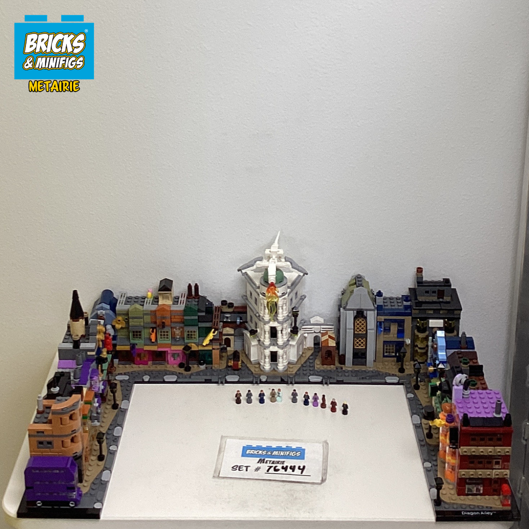 76444 Diagon Alley Wizarding Shops (U1) product image 1, provided for visual reference and product detail review