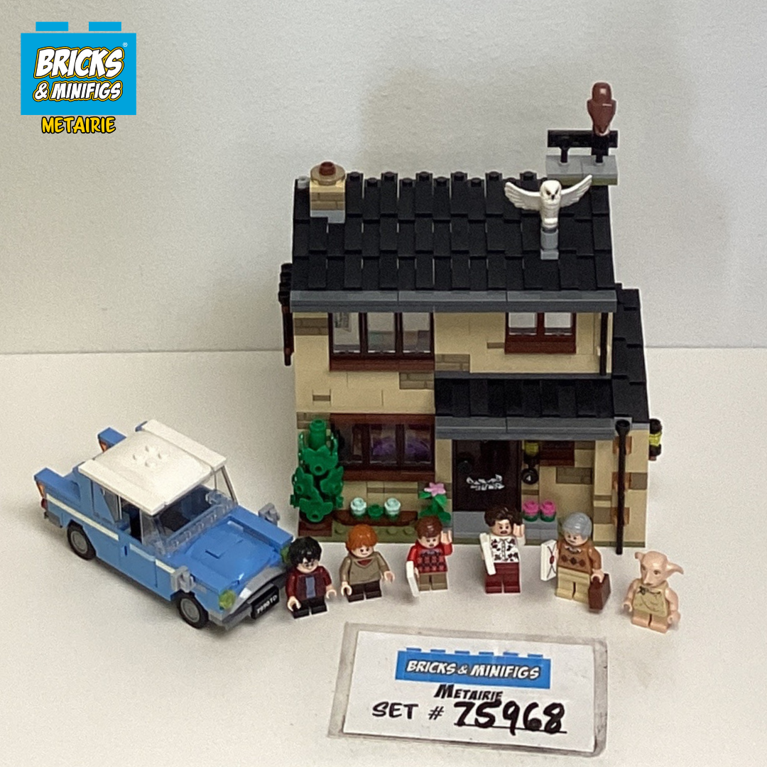 75968 4 Privet Drive (U) product image 1, provided for visual reference and product detail review