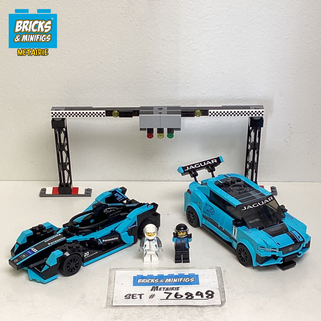 76898 Formula E Panasonic Jaguar Racing GEN2 Car & Jaguar I-PACE eTROPHY (U) product image 1, provided for visual reference