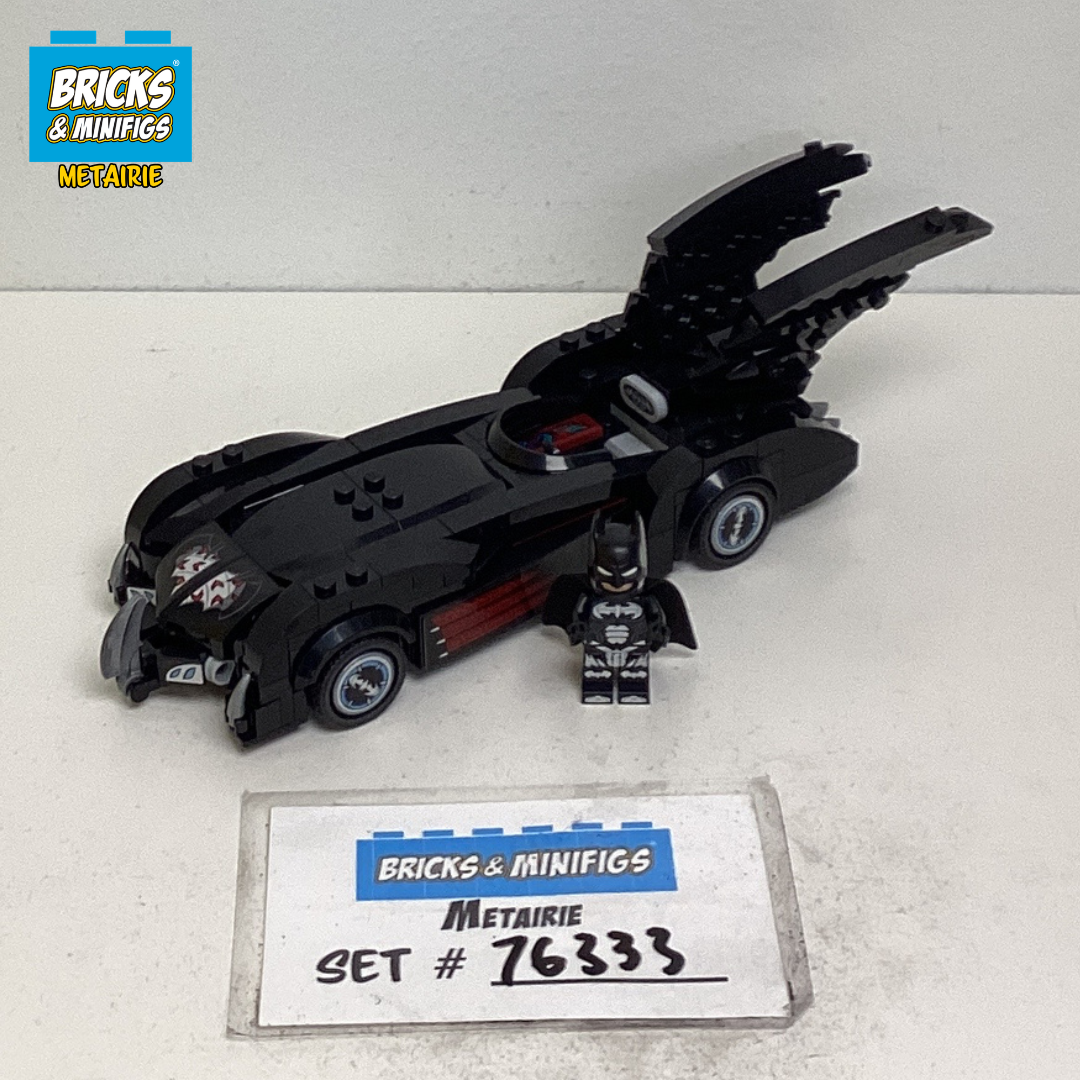 76333 Batman & Robin Batmobile (U) product image 1, provided for visual reference and product detail review