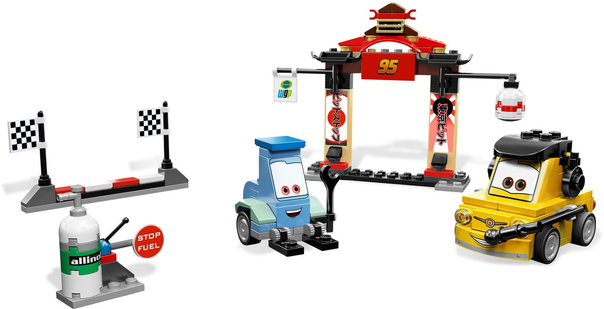 8206 LEGO Tokyo Pit Stop product image 2, provided for visual reference and product detail review